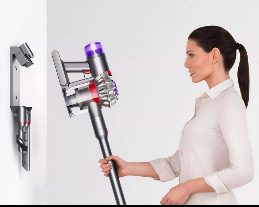 Dyson V8™ stick vacuum (Silver/Nickel)